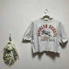 【BDG】クロップド丈 半袖　ロゴ　Tシャツ　ショート丈　M〜L ヴィンテージ