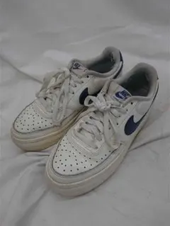 ■ナイキ コートビジョンアルタ ホワイト系 スニーカー 24.5cm
