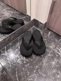 美品✨GUCCI ブラック サンダル