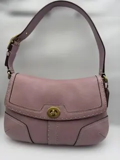 vintage coach pink shoulder bag 4431 - メルカリ