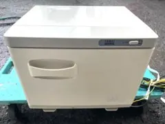 【ほぼ新品】タオルウォーマー 2段 ホワイト※直接取引 ほぼ新品】タオルウォーマー 2段 ホワイト※直接取引 - メルカリ