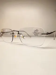 ver.1 リムレス伊達メガネ　銀色金属フレーム銀色クロス装飾　UV400