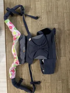Ergobaby 抱っこ紐 ネイビー ドット柄のサムネイル