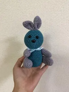 チョコミントうさちゃん.*・ ハンドメイド ぬいぐるみ ハンドメイドぬいぐるみ☆チョコミント色うさぎさん - メルカリ