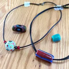 とんぼ玉ネックレス　とんぼ玉４個　レザーネックレス２本　付け替えセット