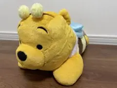 くまのプーさん　寝そべり　スーパーラージ　ぬいぐるみ　みつばち