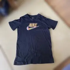 Nike ブラック Tシャツ 国旗デザイン　キッズLサイズ