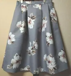31 sons de mode 花柄フレアスカート サイズ38 グレー 綺麗め