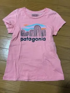 ピンク トップス