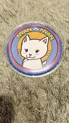 【オリジナル】猫のピンバッジ