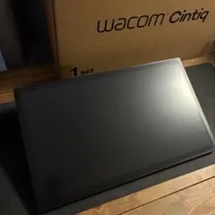 Wacom Cintiq 24 Touch (2025)+おまけ