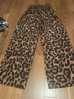 ヒョウ柄 パンツ