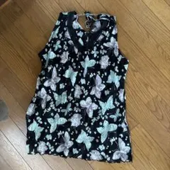 ノースリーブチュニック M 黒 蝶と花プリント