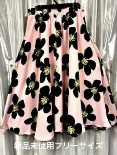 新品未使用　花柄ゴム入りロングフレアスカート　ピンクNo.38（by 玉手箱）