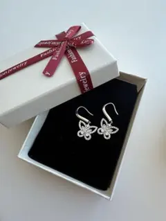 バタフライ　イヤリング