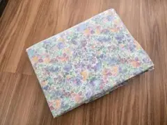 水彩画風花柄　生地　ハンドメイド　ピンク　女の子服　コットン　綿　ブルー系