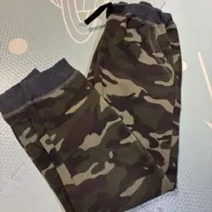 140 迷彩　グローバルワーク　スウェットパンツ　裏起毛　ズボン　baiya