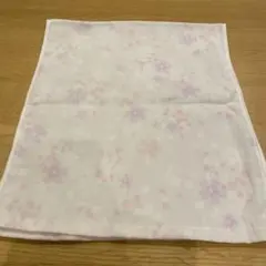 花柄　フェイスタオル