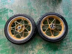 ZRX400 キャストホイール　前後セット 赤白塗装　未使用 ZRX400 キャストホイール 前後セット 赤白塗装 未使用 - メルカリ