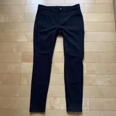 ユニクロ　ウルトラストレッチレギンスパンツ