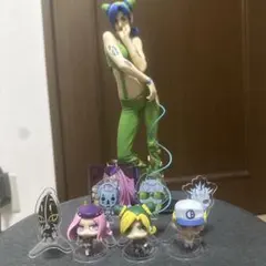 ジョジョの奇妙な冒険 フィギュアとアクリルキーホルダーセット