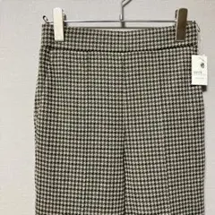 【新品】アースミュージック　ストレッチセンタープレスパンツ(S)ブラウン千鳥柄