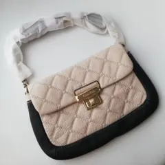 カルバンクライン　ショルダーバッグ　ショルダー　ミニバッグ　高見え　キルティング
