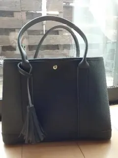 Item thumbnail for item 180b2b38-3a52-4abb-8360-e1235716bc7c