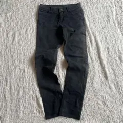 CHEAP MONDAY チープマンデー　ストレートデニム　ブラック　スキニー