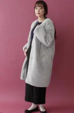 フェイクファーVコート