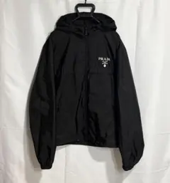 ［極美品］プラダ　リナイロン　ナイロンパーカー　ナイロンジャケット　ブラックのサムネイル
