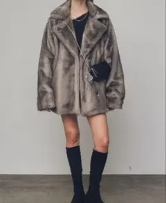 2026年最新】emodaミディフェイクファーコートの人気アイテム - メルカリ