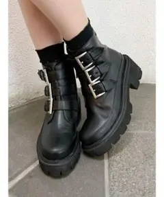 トラックソールショートブーツのサムネイル