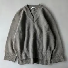 美品2022　ガリャルダガランテ　カシミヤ混Vネックニット　24200円　F