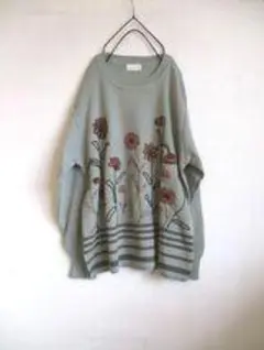 花柄刺繍オーバーサイズスウェット