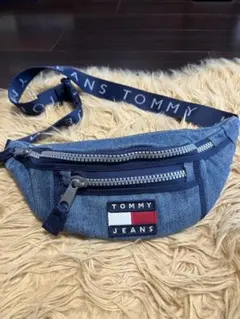 トミーフィルフィガー　バック