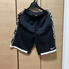 NIKE ハーフパンツ ブラック XL