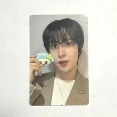 ATEEZ US hello82 exclusive 特典 トレカ ユノ ATEEZ WITNESS Hello82 特典トレカ ユノ 眼鏡 - メルカリ