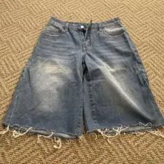 デニムブルー フリンジ裾 ショートパンツ