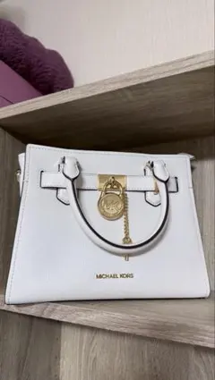 Item thumbnail for item 4c7051a8-97ef-4074-b30c-78227d3f7dcb