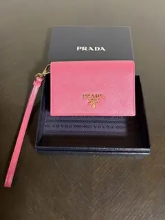 PRADA サフィアーノ 名刺入れ カードケース ピンクのサムネイル