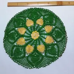 花模様 レース編みマット 約28.5cm 花瓶敷