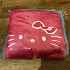 サーティワン ハローキティ 収納ポケット付きブランケット