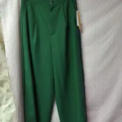 新品美品 緑 スラックス 3ボタン