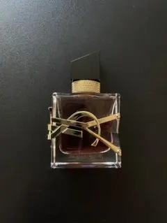 イヴサンローラン　リブレ　オーデパルファム　ベリークラッシュ　YSL 30ml