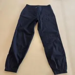 ブラック黒カジュアルパンツ theory