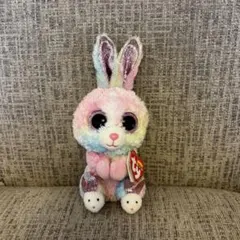 レア TY ウサギのぬいぐるみ カラフル卵付き レア TY ウサギのぬいぐるみ カラフル卵付き レア TY ウサギの