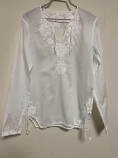 zucca 刺繍入り 長袖ブラウスのサムネイル