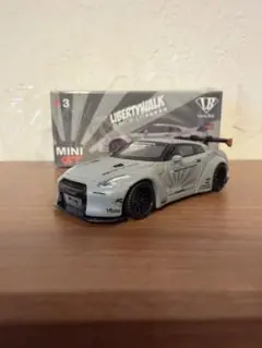 LIBERTY WALK GT-R Zero Fighter Special - メルカリ