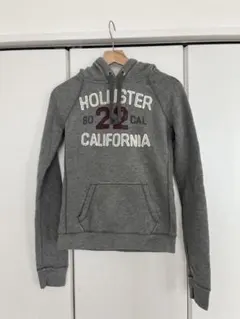 【Hollister】ホリスター　グレー フード付きパーカー S